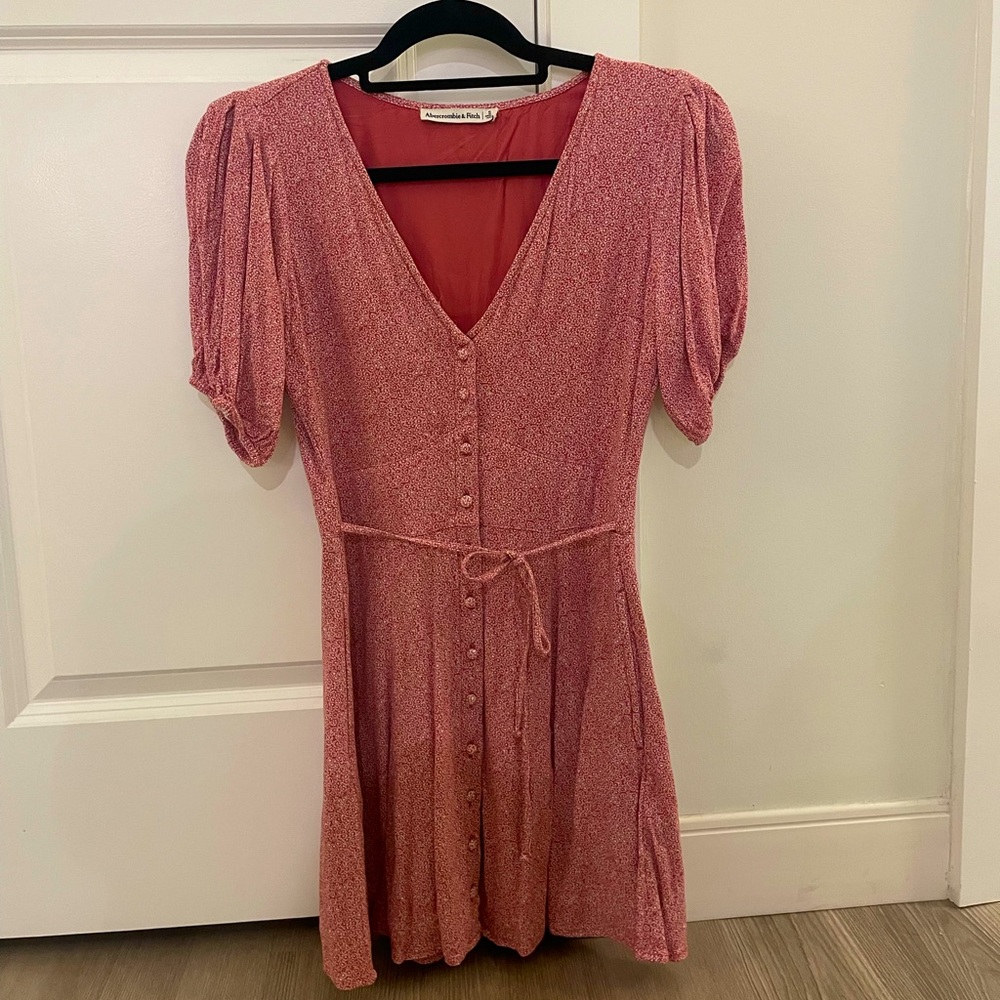 Abercombie button-up mini dress in red (size small)